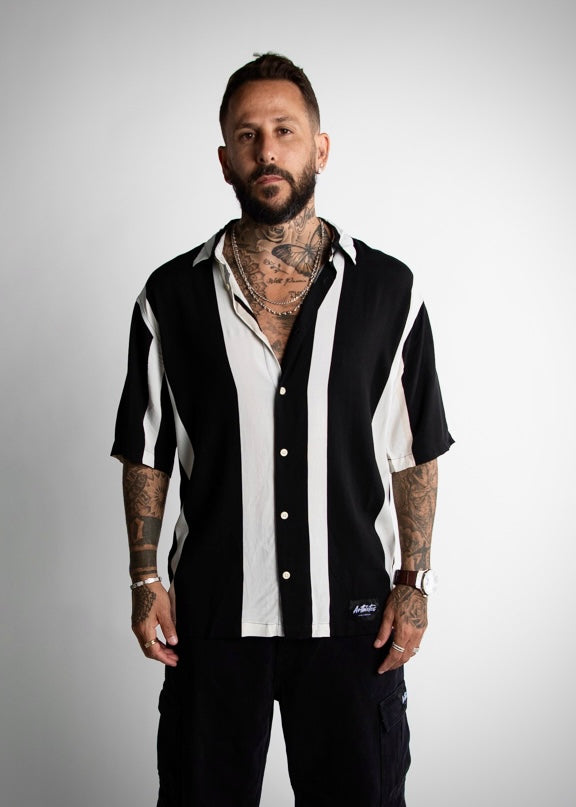 Holiday oversize - black & white
