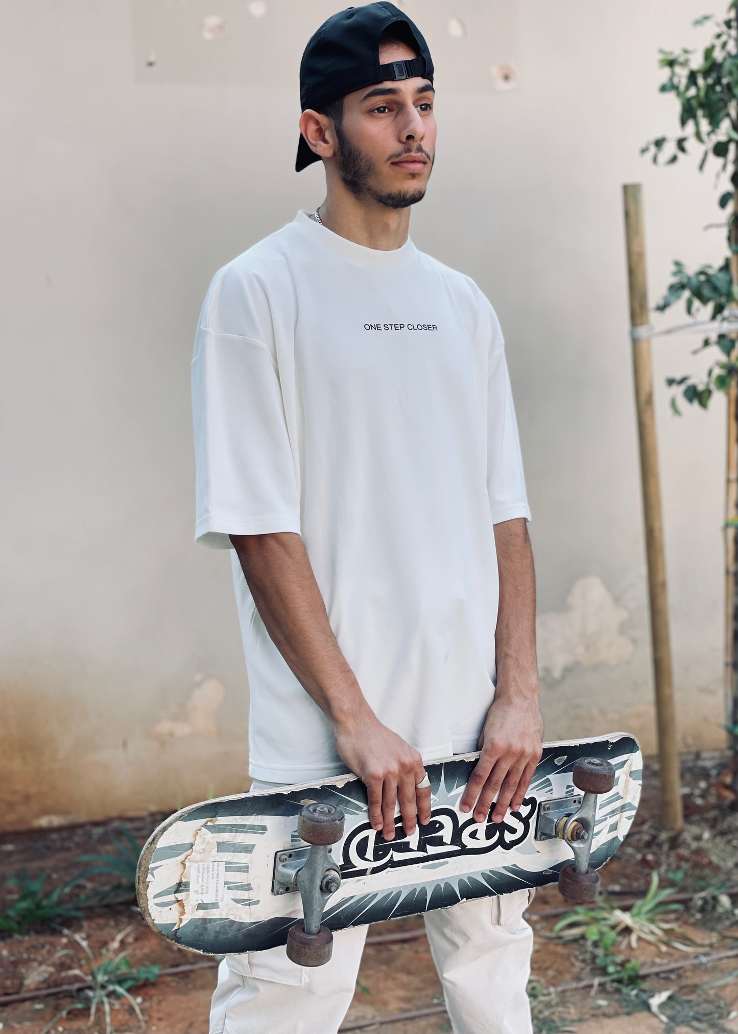 ONE STEP CLOSER Oversize White