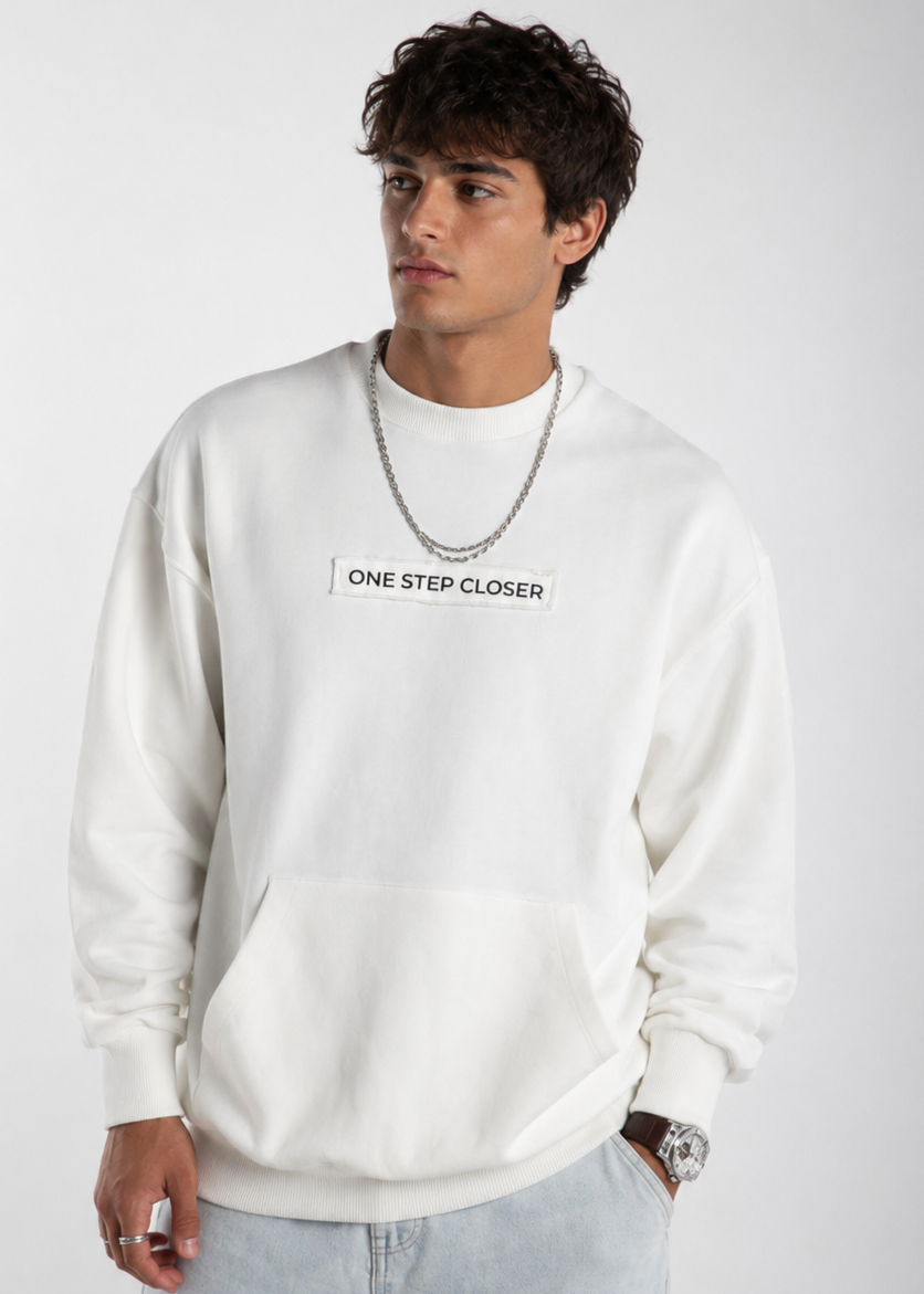 ONE STEP CLOSER oversize sweatshirt- white